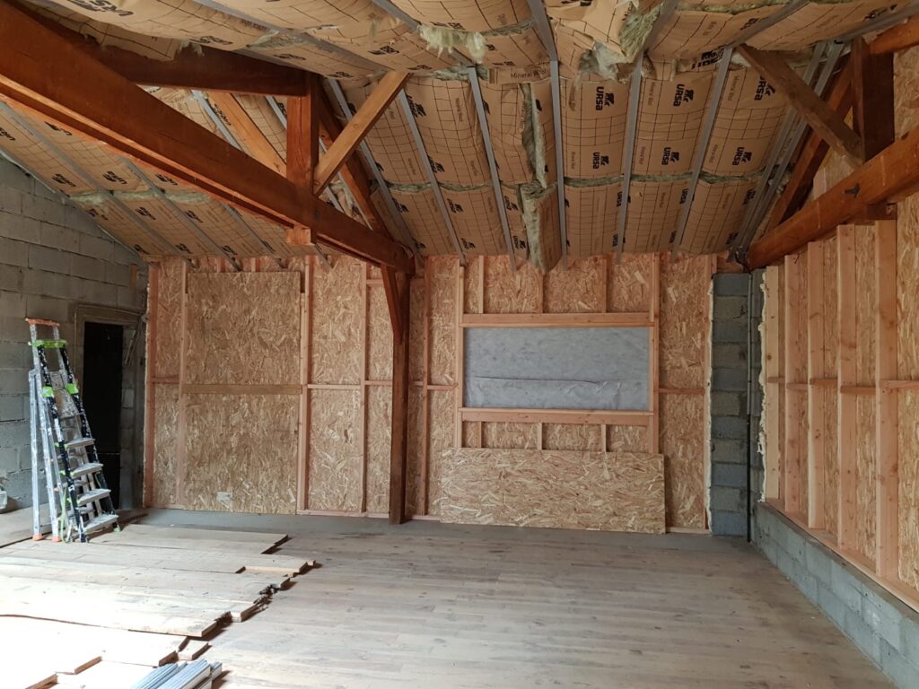 Travaux d’une toiture réalisés par votre artisan couvreur-zingueur Tektoit à Issoire