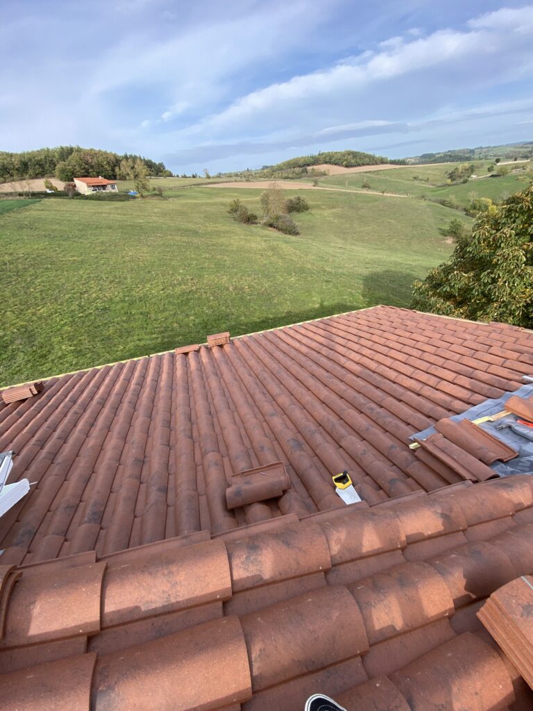 Travaux d’une toiture réalisés par votre artisan couvreur-zingueur Tektoit à Beaumont